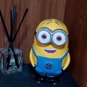 Minion coing bank